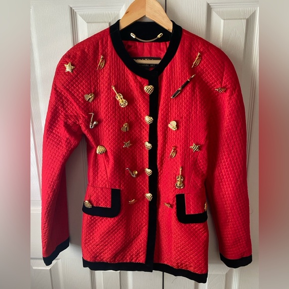 VINTAGE RARE! ESCADA Red Silk Blend Quilted Velvet Trim Embellish Jacket 34 (S) - Picture 1 of 13